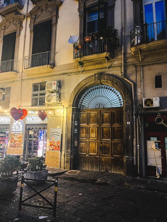 Terno Su * Naples